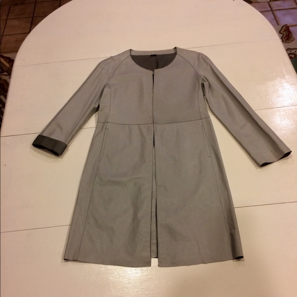 โผ๏ธโผ๏ธSOLDโผ๏ธโผ๏ธDonโt Purchase โผ๏ธArmaniLeatherCoat๐ - Picture 5 of 8